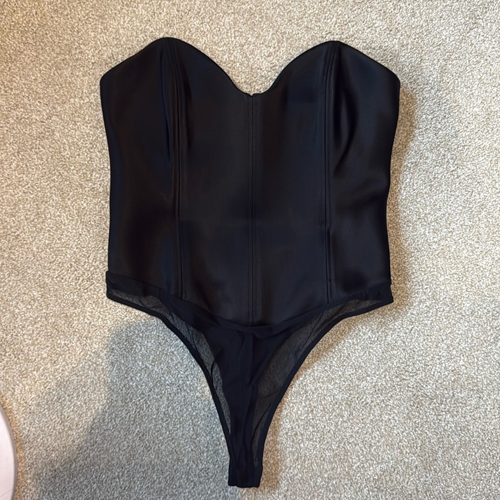 Babaton Bodysuit